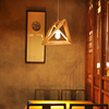 美式实木餐厅吊灯咖啡厅，复古北欧几何造形木框，前台收三角木质吊灯