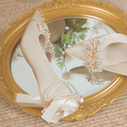 法式绸缎面白色婚鞋新娘鞋2023高跟鞋女粗跟主婚纱订婚礼服鞋