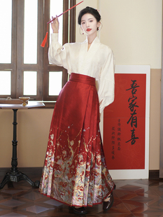 红色马面裙套装2024绣花唐装，中国风拜年服中式上衣新中式女装
