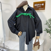 米米可2022春季韩版设计感绑带翻领长袖衬衫女宽松减龄休闲衬衣潮