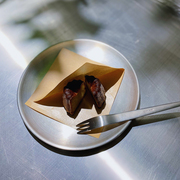 工业风蛋糕碟子咖啡厅甜品盘，304不锈钢盘子小圆盘浅盘精致餐盘ins