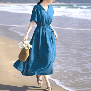 春夏古蓝色印花V领气质优雅显瘦宽松短袖长款波点连衣裙度假