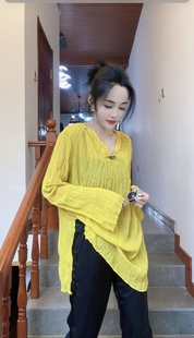 中长款开衩褶皱棉彩色打底衫女长袖，欧货2023年时尚，v领百搭t恤