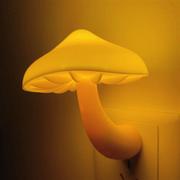 ins可爱蘑菇灯插电式LED床头小夜灯光控感应卧室睡眠起夜灯氛围灯