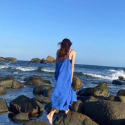 海边度假连衣裙夏季2022超仙蓝色裙子甜美吊带裙沙滩裙长裙女