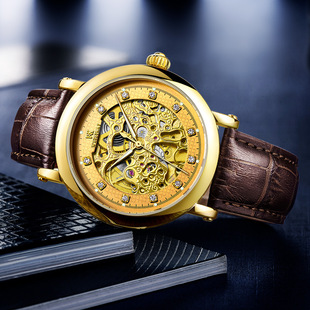 威斯凯男防水全自动机械手表瑞士商务真皮玫瑰夜光陀飞轮国产腕表