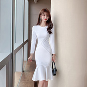 温柔风白色连衣裙2023春季气质大方修身长袖包臀鱼尾裙小白裙