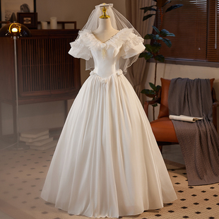 法式出门领证登记复古缎面新娘轻婚纱小个子海边古董白色蕾丝礼服