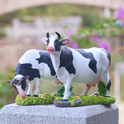 仿真小奶牛摆件美陈造景动物黄牛桌面模型商超市工艺品花园庭院景