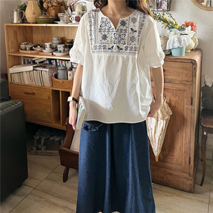 日系文艺复古民族风重工刺绣短袖衬衫夏季灯笼袖白色减龄上衣女
