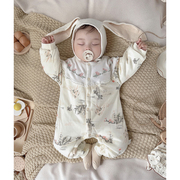 2024秋冬婴儿印花夹棉保暖家居服，棉衣女宝宝，外出加厚外套连体衣
