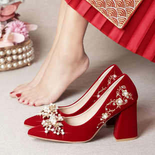 中式婚鞋新娘鞋女2023年秀禾婚纱，两穿红色高跟鞋粗跟结婚鞋子