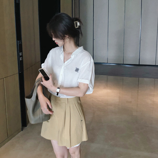 misslady自留韩国气质薄款，通勤翻领纯色常规，短袖设计白色字母衬衫