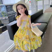 网红炸街，夏天洋气小女孩，黄色战袍连衣裙