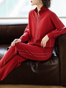 妈妈秋装2023套装时尚休闲红色运动服中年女春秋高档薄款外套