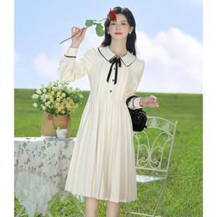 娃娃领法式小香风连衣裙，2024春季高级感穿搭小个子气质打底裙
