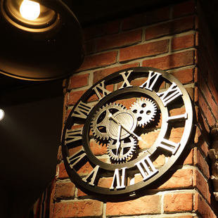 美式复古做旧齿轮挂钟木质，创意挂钟工，业风钟表酒吧餐厅装饰品壁钟