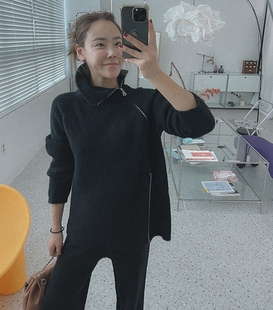 韩国2023秋冬季女士针织，休闲黑色显瘦斜拉链，毛衫直筒长裤套装