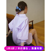 法式紫色v领灯笼袖宽松高腰系带五分，袖露锁骨白色衬衫式连衣裙春