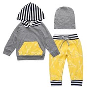 急速童装婴儿套装黄色，长袖连帽上衣条纹裤子，家居服宝宝睡衣