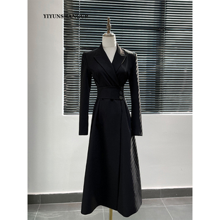 黑色改良西装连衣裙女2023冬季轻奢高级感气质赫本风礼服裙子