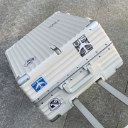 行李箱大容量静音万向轮学生拉杆箱，铝框男女旅行20寸登机定制皮箱