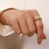 法式复古潮流高级感豌豆荚珍珠戒指，指环镀18k金不掉色钛钢戒指女