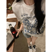 OKMA 白色印花短袖t恤女2024夏季蝴蝶显瘦圆领套头宽松设计感上衣