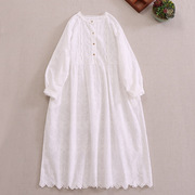 甜美日系森女刺绣白色，连衣裙2023秋季宽松薄款长袖棉麻长裙女