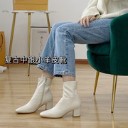 羊皮中跟白色单靴vintage法式复古粗跟ins中筒靴chic瘦瘦靴