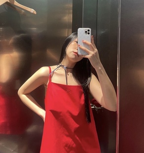 exclusivetype高级设计气质，红个性图案，刺绣显瘦吊带连衣裙短裙