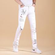 白色牛仔裤男夏季薄款韩版修身小脚刺绣，破洞印花男士高端百搭裤子