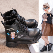 女童马丁靴春秋，2023防滑软底儿童休闲靴子时尚，英伦风学生皮靴