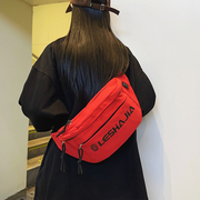 红色斜挎包男士胸包女大容量运动腰包休闲单肩包学生旅游骑行背包