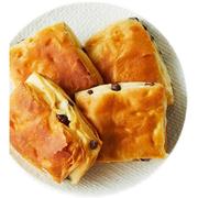 新货桃李豆小方起酥面包140g红豆沙夹心馅料单包装网红软面包上海