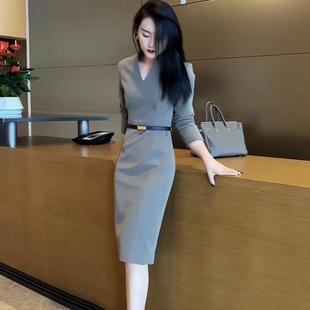 秋季2024干练气质女装，法式高级感高端精致正式场合灰色连衣裙