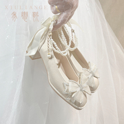 粗跟高跟单鞋女成人礼，2024马面裙，公主风绸缎白色新娘伴娘婚鞋