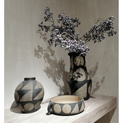摆件风格客厅陶瓷果盘，摩洛哥创意陶罐，异域黑白新花插风情花瓶中式