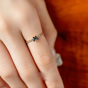 镀s925银戒指女蓝宝石，黑金蝴蝶玫瑰，金女戒气质时尚百搭