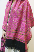 印度围巾手工绣花满绣披肩，克什米尔羊毛玫红色，雏菊民族风长方形