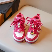 儿童2023春秋透气草莓，熊靴子(熊靴子)休闲板鞋，子男女童学生舒适运动鞋