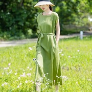 高档绿色素简订亚麻，棉麻连衣裙女夏天薄款2024收腰裙子夏季