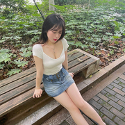 杨柳婵#低胸大领口，短袖t恤女夏季白色纯欲风，针织修身显瘦短款上衣