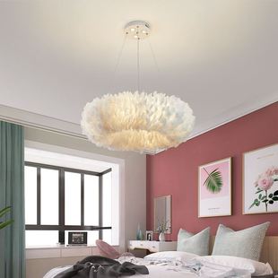 卧室吊灯温馨浪漫北欧ins网红少女儿童房灯饰创意个性装饰羽毛灯