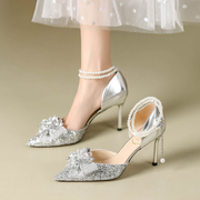 银色水钻蝴蝶结水晶高跟鞋女细跟珍珠扣带包头凉鞋亮片尖头伴娘鞋