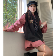 大码女装秋季胖mm时尚，两件套韩版刺绣，小野猫连帽马甲+藕粉色衬衫