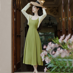 绿色吊带连衣裙针织，开衫外套两件套装，裙子复古女春夏季