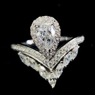 1克拉水滴形梨形GIA钻戒 钻石戒指群镶天然求定结婚女戒双证书