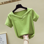 绿色v领修身短袖女t恤2024夏装韩版白色，半袖ins网红短款上衣