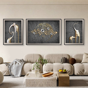 大象客厅装饰画现代轻奢抽象沙发，背景墙后面挂画高档麋鹿三联壁画